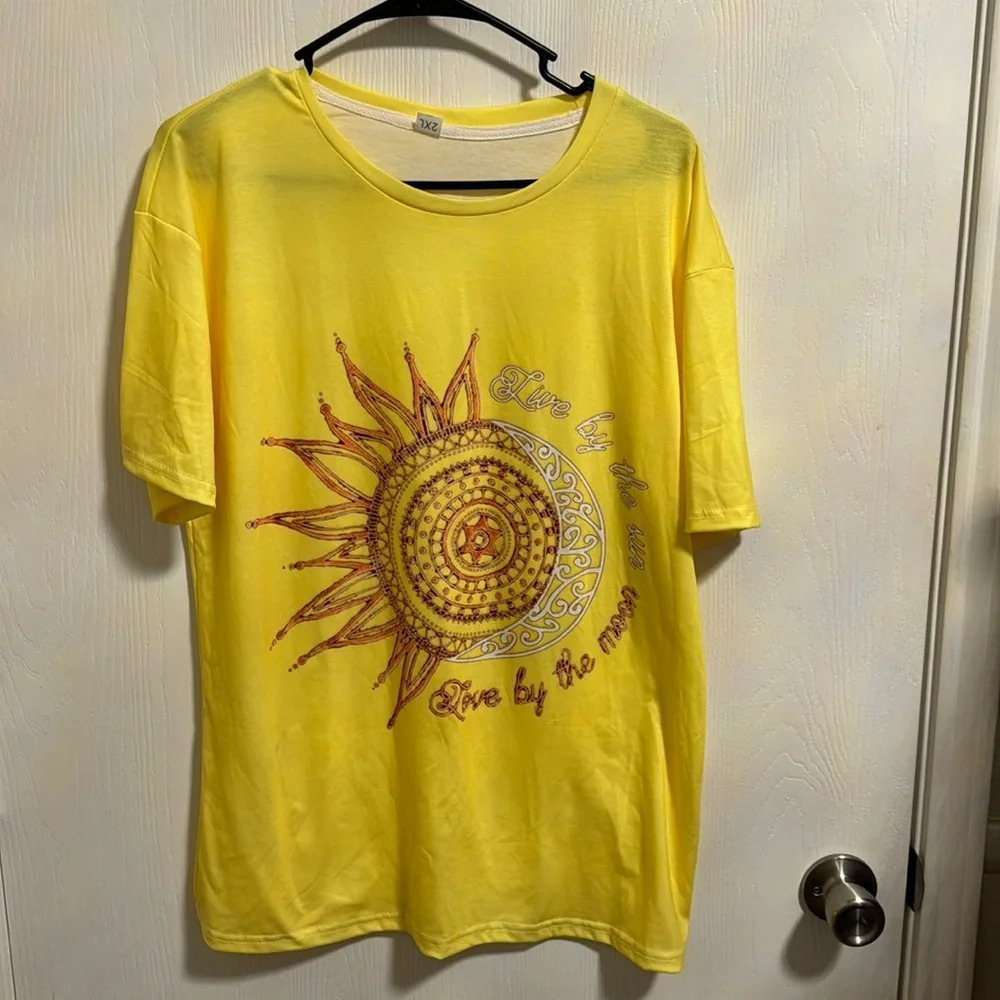 Cute Bright Yellow “Live‎ By The Sun Love By The Moon” Short Sleeved T Shirt 2XL